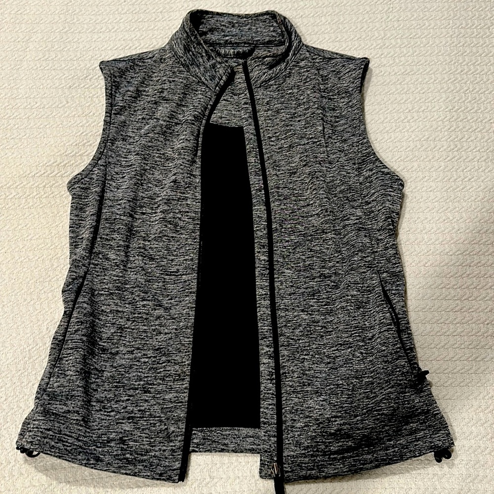 Gray Glen Echo golf vest size S.